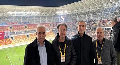 Elazığ ve Malatya'nın sarsılmaz kardeşliği Malatya Yeşilyurtspor maçında perçinlendi!
