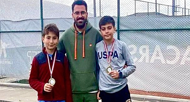 Elazığlı genç raketlerden çifte final başarısı