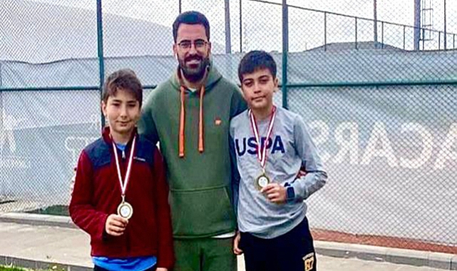 Elazığlı genç raketlerden çifte final başarısı