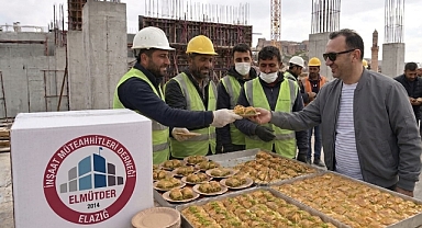 Elazığ’da müteahhitlerden 1 Mayıs jesti
