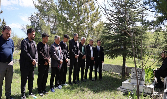 Milli Atletimiz Ahmet Aytar Elazığ’da kabri başında anıldı