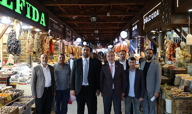 Saadet Partisinden bayram öncesi esnaf gezisi