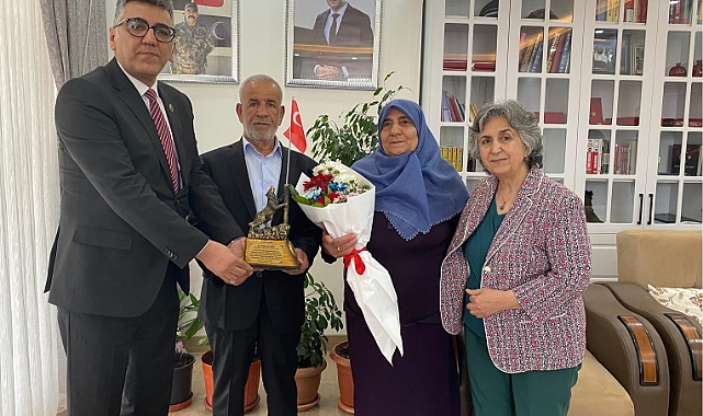 Türk Ocakları Elazığ Şubesi'nden Şehit annesine anneler günü