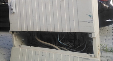 Elazığ'da açık elektrik trafosu mahalleyi tedirgin ediyor 