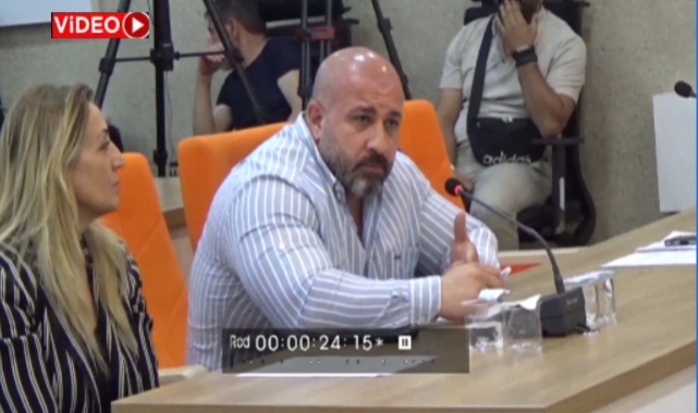 CHP'li Akkoç'tan Elazığ Belediyesi'ne Sert Tepki: Kentin geleceğini karartıyorsunuz!