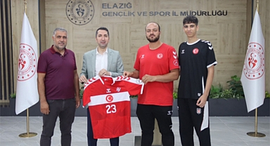 Elazığlı Milli Hentbolcu Hüseyin Ercan Gururlandırıyor
